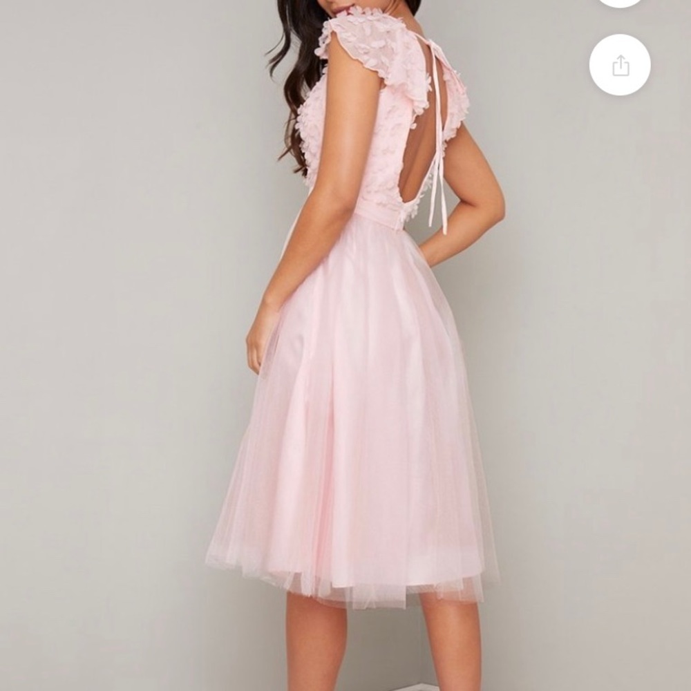 Pink dress with flower appliqués - Picture 4 of 6